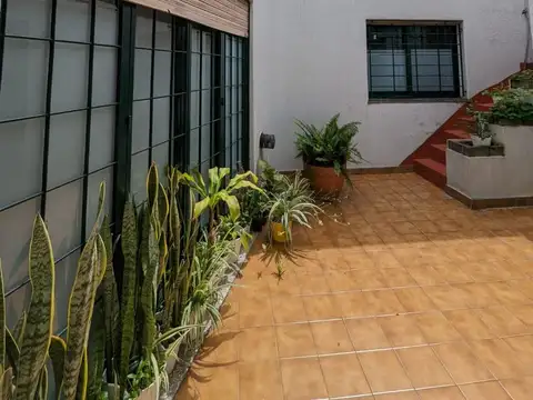 Av Juan B. Justo 7200