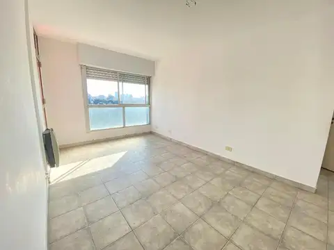 Dos Ambientes al frente con balcon vista abierta