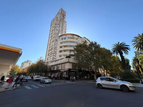 LA COMERCIAL