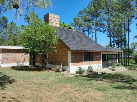 Casa en Venta con 1 cochera