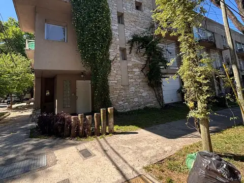 Triplex 4 ambientes  en venta en Florida