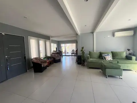 CASA VENTA AREA 60 LA VICTORIA PERMUTA/FINANCIA