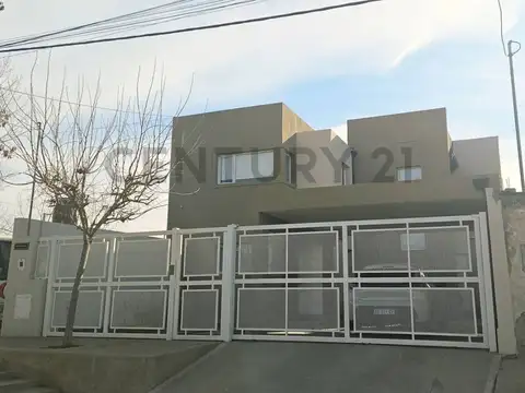 VENTA CASA 3 DORMITORIOS – PATIO – PILETA - BARRIO RINCON DE EMILIO – NEUQUEN – APTA CREDITO
