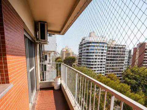 Avenida Pellegrini 700