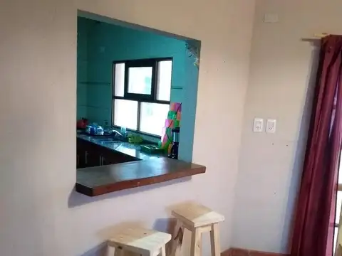 Casa 4 ambientes con 1 baño