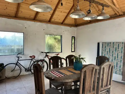 Casa 3 ambientes con 1 baño