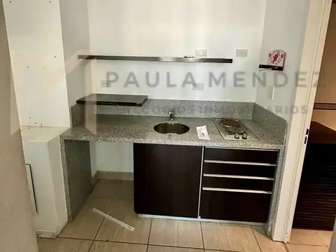 Oficina en Alquiler con 1 cochera