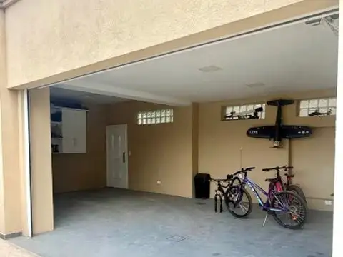 Alquiler/ Casa Pilar Derqui/ 4 dormitorios/ Pileta climatizada