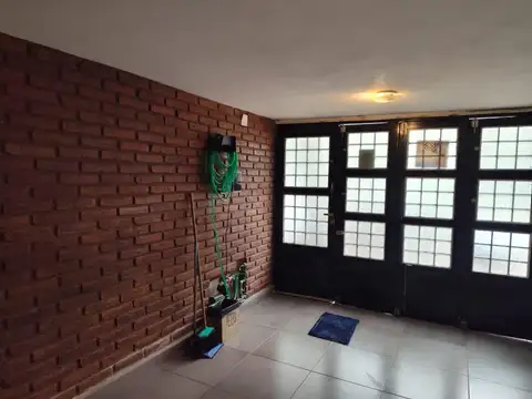 Casa en Venta en Luis Agote, USD 145.000