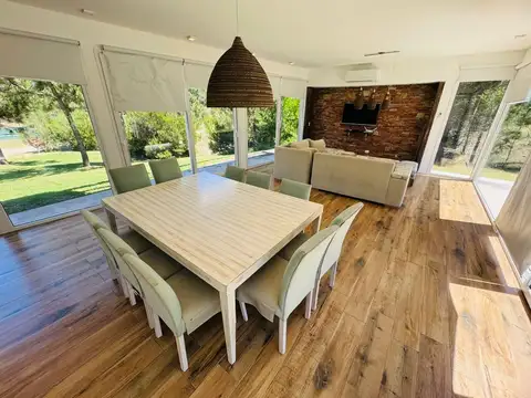 Casa en Venta en Villarobles, USD 600.000