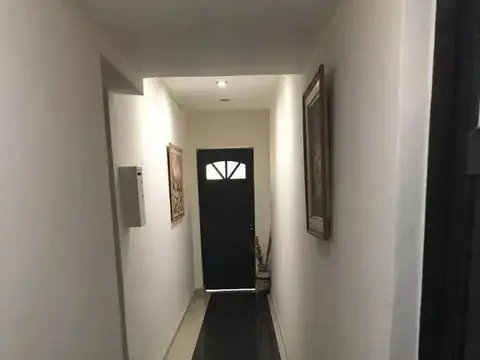 Casa 6 ambientes con 3 baños