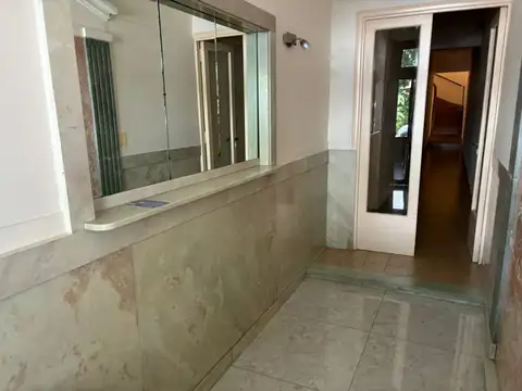 Castro Barros 1900, Piso 1