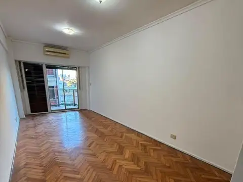 2 Ambientes - Al Frente - Balcon - Seguridad - Muy Luminos