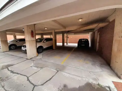 Cochera en Alquiler Fija