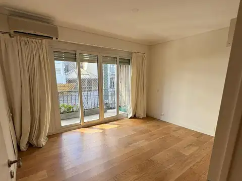 VENTA Departamento 5 ambientes en Las Cañitas