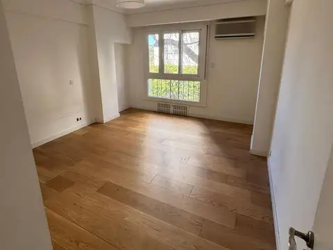 Departamento en Venta de 4 dormitorios