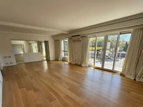 Departamento en Venta de 5 ambientes