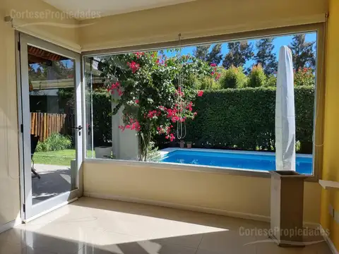Casa en Venta en San Isidro Labrador, USD 320.000