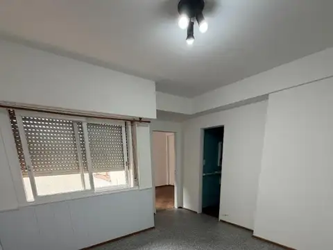 Pablo Giorello 1100, Piso 1°
