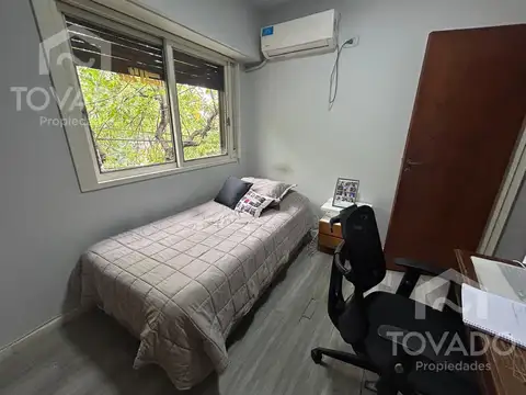 Casa 4 Ambientes con Terraza y Cochera en Caballito!