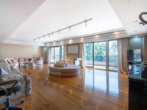 Av Coronel Diaz 2500