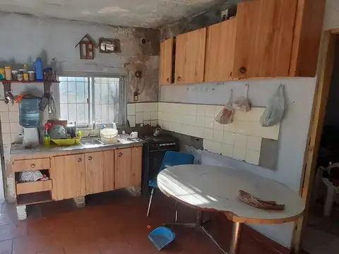 VENTA DE CASA Y LOCAL EN UN MISMO LOTE