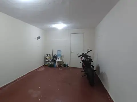 Casa 5 ambientes con 1 baño