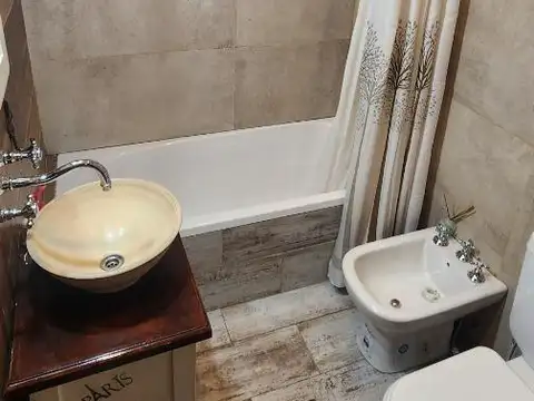 Depto Tipo Casa en Venta 45 años