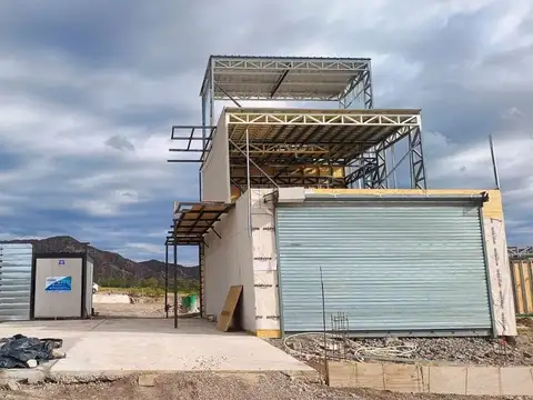 VENTA LOCAL COMERCIAL EN POZO, EL CHALLAO MENDOZA
