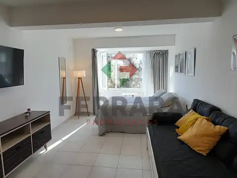 Amplio monoambiente en Belgrano 55 orientación Norte, muy luminoso!