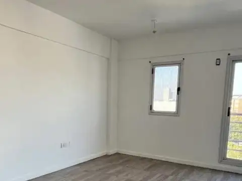 Departamento en Alquiler en Morón, $ 400.000