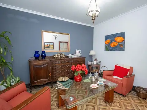 Casa 6 ambientes con 3 baños