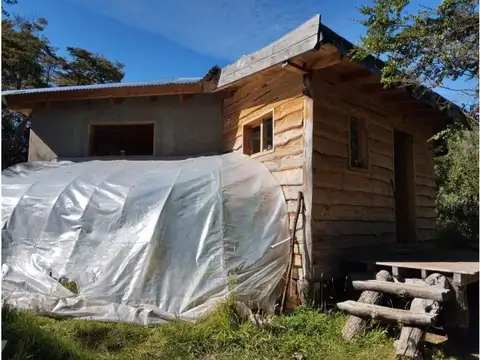 (16-P) EL BOLSON (Mallin Ahogado) Casa ecologica 1Ha