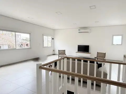 Depto Tipo Casa en Venta 6 años