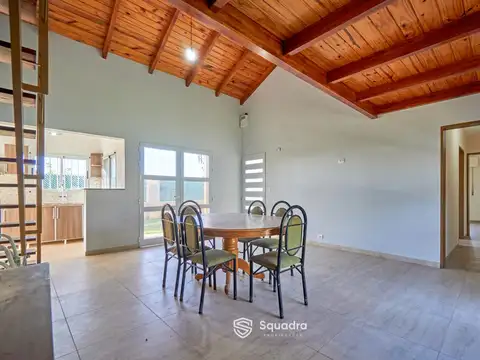 Casa en Venta con 2 cocheras