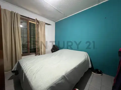 80 bis esq 5 100, Piso 0