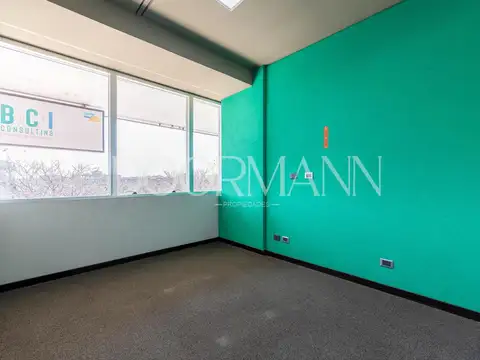 Oficina 3 ambientes con 1 baño