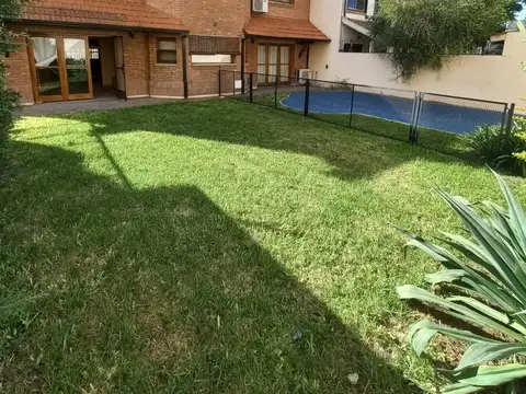 Casa 4 ambientes con 3 baños