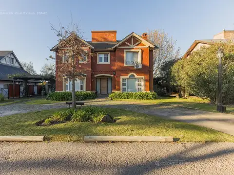 CASA | 5 AMBIENTES | JARDÍN Y PISCINA | GALERÍA | COCHERA | PILAR
