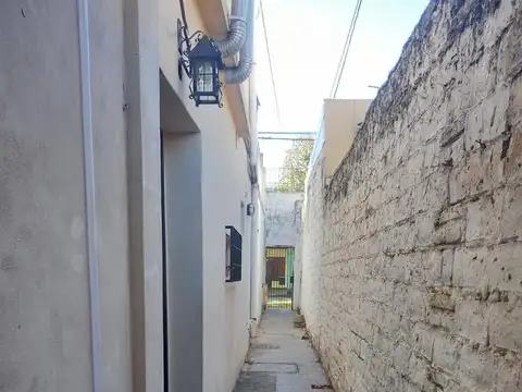 Depto Tipo Casa en Venta de 3 ambientes