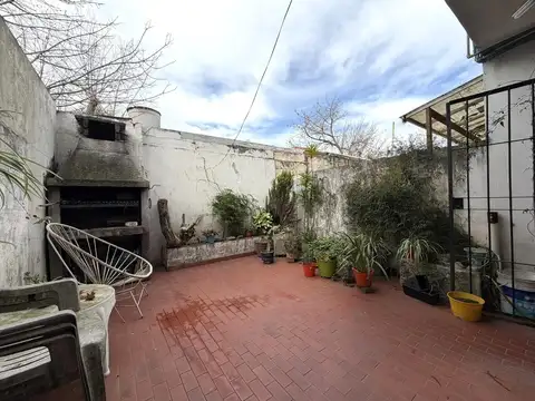 Depto Tipo Casa en Venta 51 años