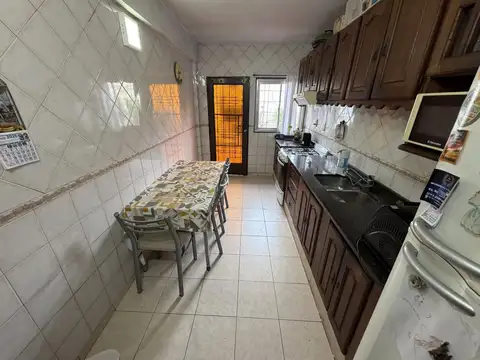 Depto Tipo Casa en Venta en Temperley, USD 57.000