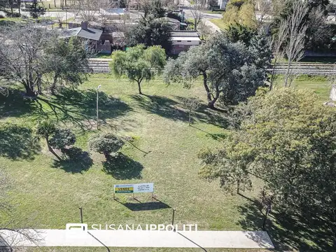 Terreno en Venta de 727m2 en  Paseo la Estación, Roldán