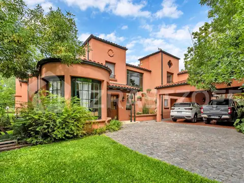 Casa en venta en Ayres de Pilar 4 dormitorios, jardin y pileta