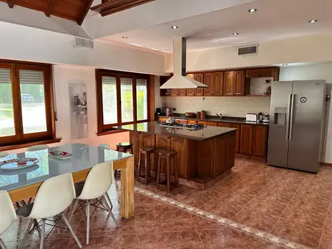 Casa en Venta al Este