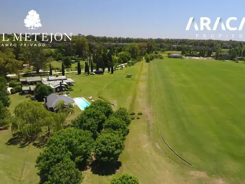 Terreno en Venta de 819,0 m2