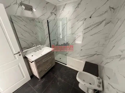 Depto Tipo Casa 2 ambientes con 1 baño