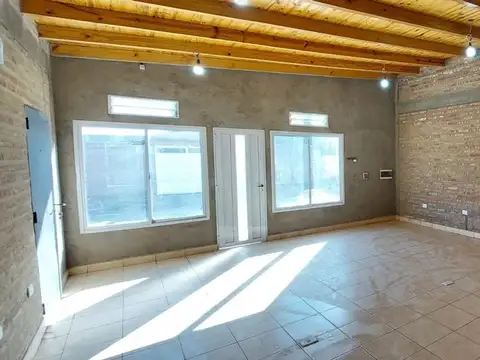 LOCAL EN ALQUILER - CENTENARIO