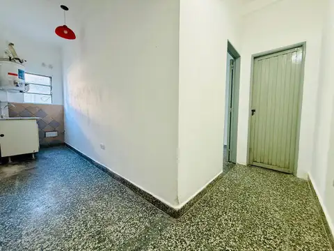Depto Tipo Casa en Alquiler de 2 ambientes