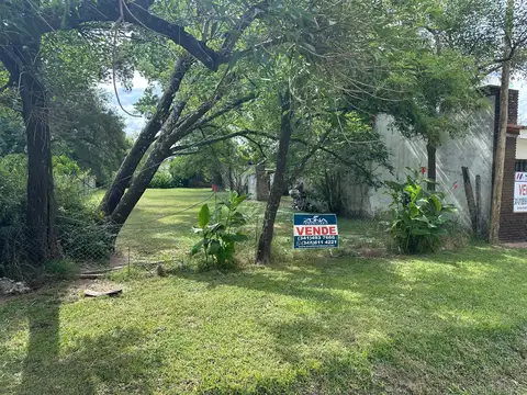 Retasado - Venta Lote 425 m2 en Funes